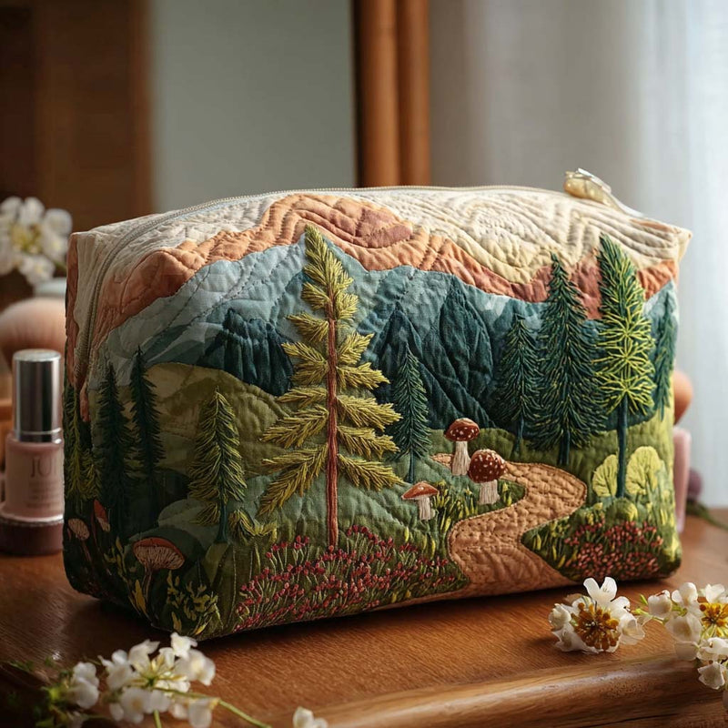 Ewiger Wald — gesteppte Kosmetiktasche
